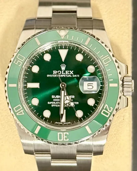 2019 Rolex Submariner Date "Hulk" 40MM Green Dial Oyster Bracelet (116610LV)