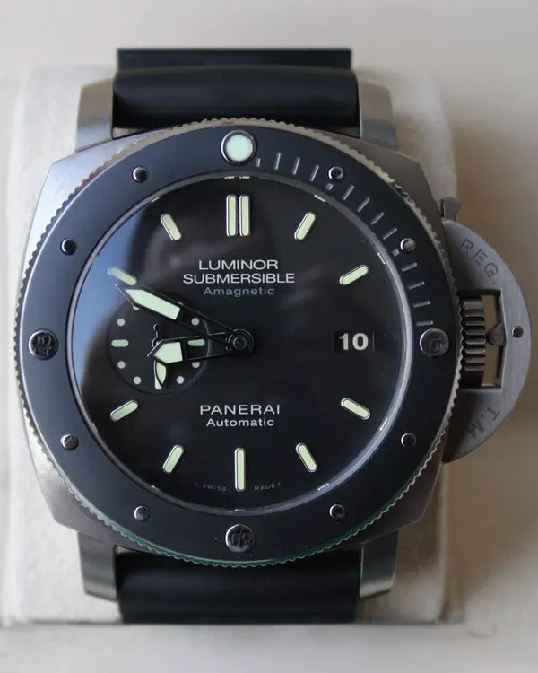 Panerai Submersible (PAM00389)