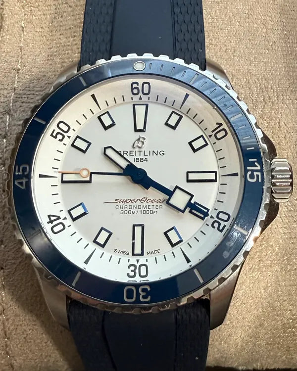 Breitling Superocean Automatic 42MM Silver Dial Rubber Strap (A17375E71G1S1)