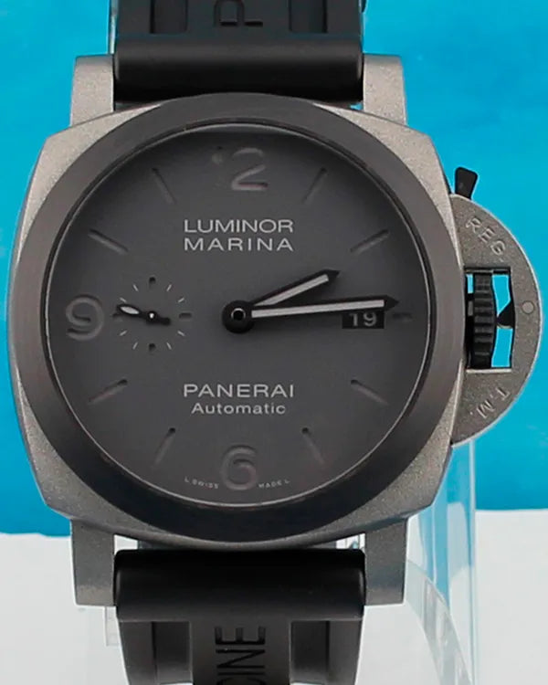 Panerai Luminor Marina "Tutto Grigio" 44MM Grey Dial Rubber Strap (PAM01662)