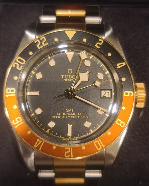 2022 Tudor Black Bay S&G GMT "Rootbeer" 41MM Black Dial Two-Tone Bracelet (79833MN)