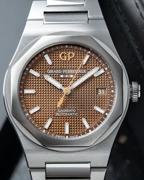 2024 Girard Perregaux Laureato 38MM Copper Dial Steel Bracelet (81005-11-3154-1CM)