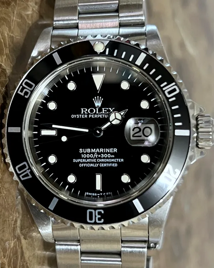 1997 Rolex Submariner Date 40MM Black Dial Oyster Bracelet (16610)