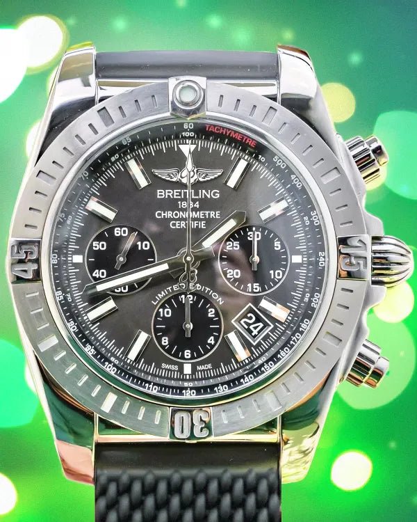 Rare Breitling Chronomat "Blackeye" L.E. 44MM Grey Dial Rubber Strap (AB011511/F577)