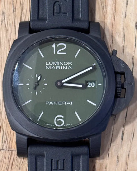 2025 Panerai Luminor Quaranta Carbotech 40MM Green Dial Rubber Strap (PAM01526)