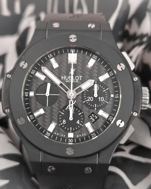 Hublot Big Bang "Black Magic" 44MM Carbon Fiber Dial Rubber Strap (301.CI.1770.RX)