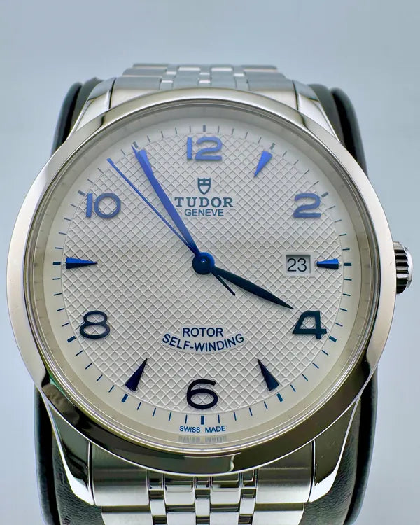 2025 Tudor 1926 41MM Silver Dial Steel Bracelet (91650)