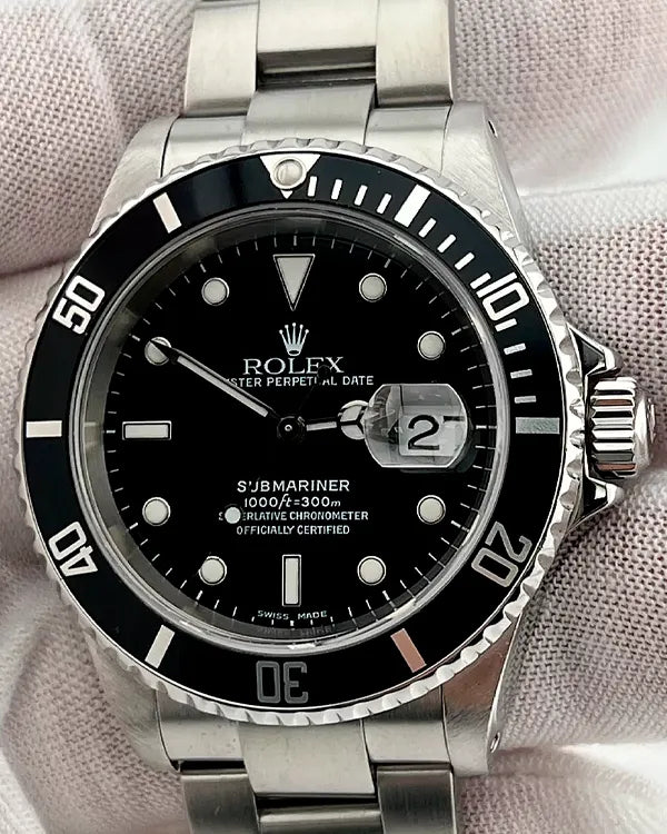 2003 Rolex Submariner Date 40MM Black Dial Oyster Bracelet (16610)
