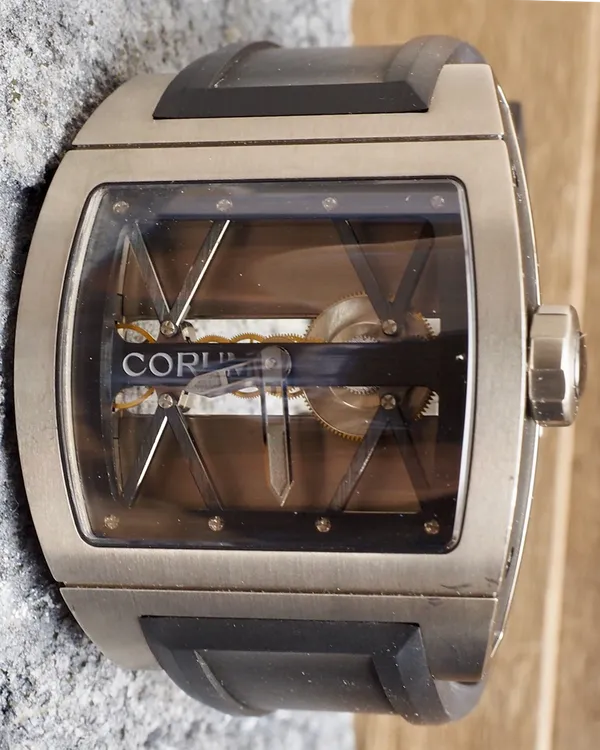 Corum Dual Ti-Bridge (05.0040)