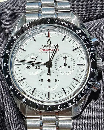 2024 Omega Speedmaster Professional Moonwatch 42MM White Dial Steel Bracelet (310.30.42.50.04.001)
