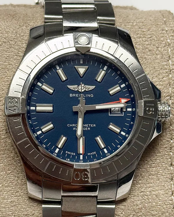 Breitling Avenger GMT 45MM Blue Dial Steel Bracelet (A32395)