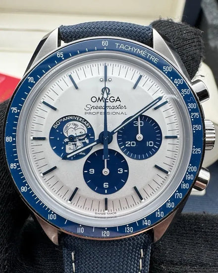 2023 Omega Speedmaster "Silver Snoopy Award" 42MM Silver Dial Textile Strap (310.32.42.50.02.001)