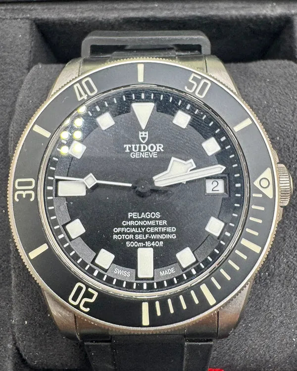 Tudor Pelagos 42MM Black Dial Rubber Strap (25600T)