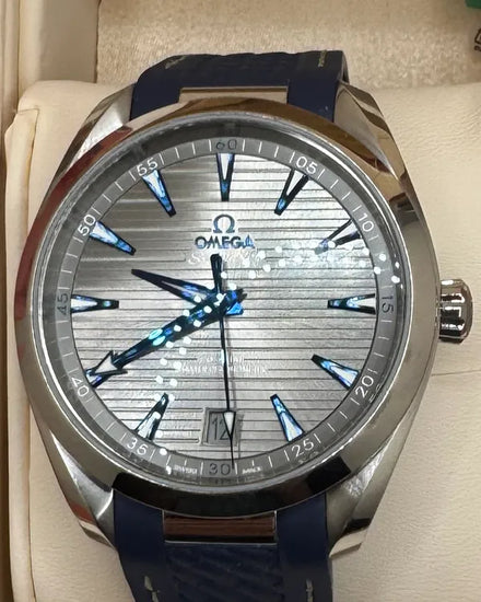 2023 Omega Seamaster Aqua Terra 150M 41MM Grey Dial Rubber Strap (220.12.41.21.06.001)