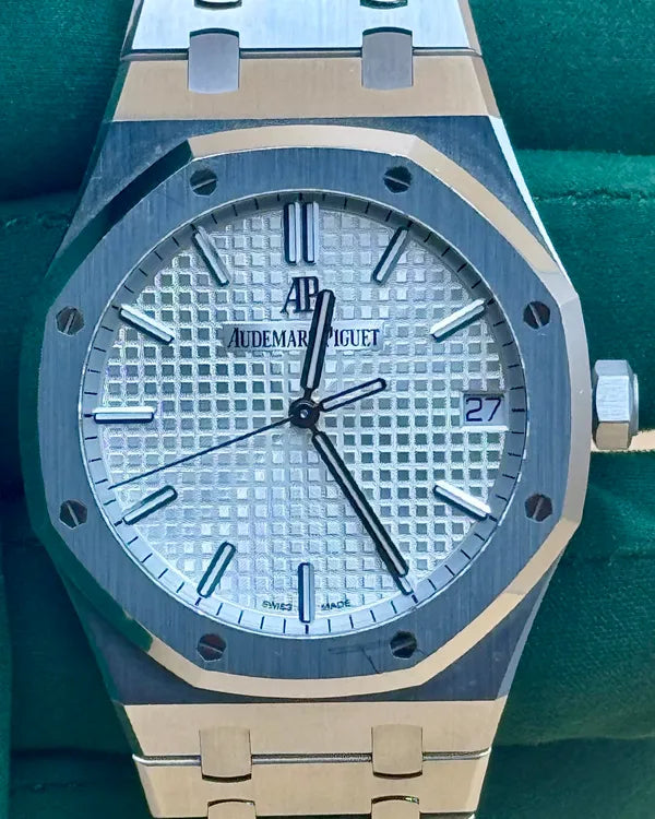 Audemars Piguet Royal Oak (15500ST)