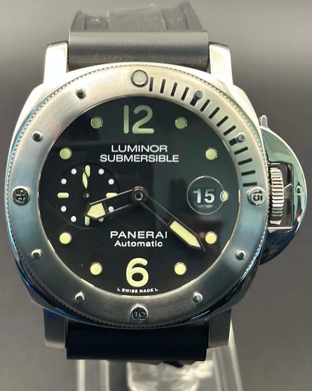 2018 Panerai Submersible 44MM Black Dial Aftermarket Rubber Strap (PAM01024)