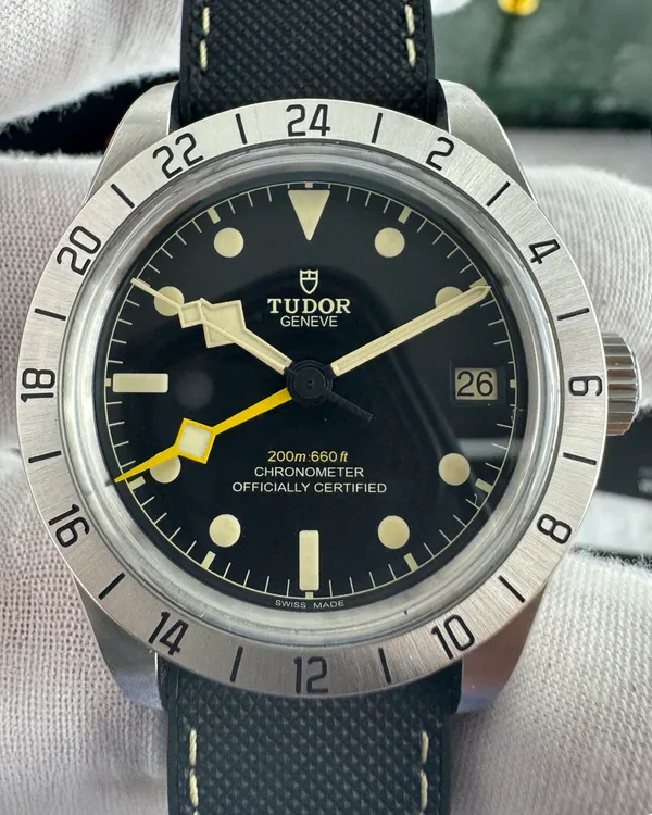 2025 Tudor Black Bay Pro 39MM Black Dial Rubber Strap (79470)