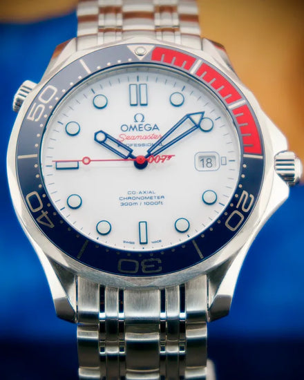 2017 Omega Seamaster Diver 300M "Bond 007 Commander's Watch" L.E. 41MM White Dial Steel Bracelet (212.32.41.20.04.001)