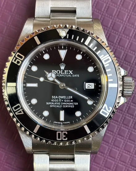 Rolex Sea-Dweller 4000 40MM Black Dial Oyster Bracelet (16600T)