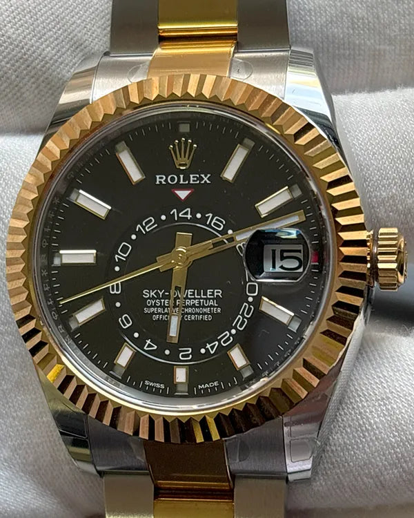 Rolex Sky-Dweller (326933)