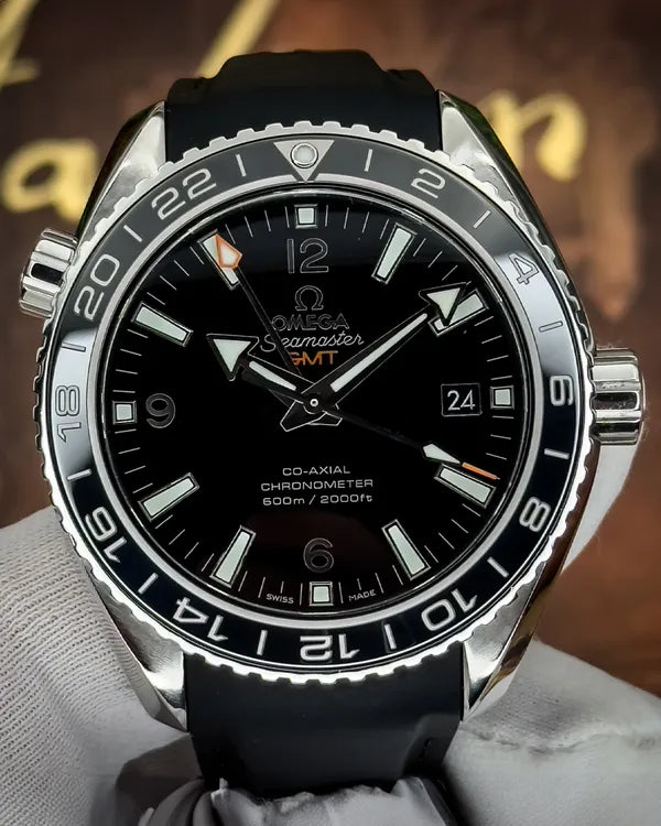 Omega Seamaster Planet Ocean GMT 43.5MM Black Dial Rubber Strap (232.32.44.22.01.001)