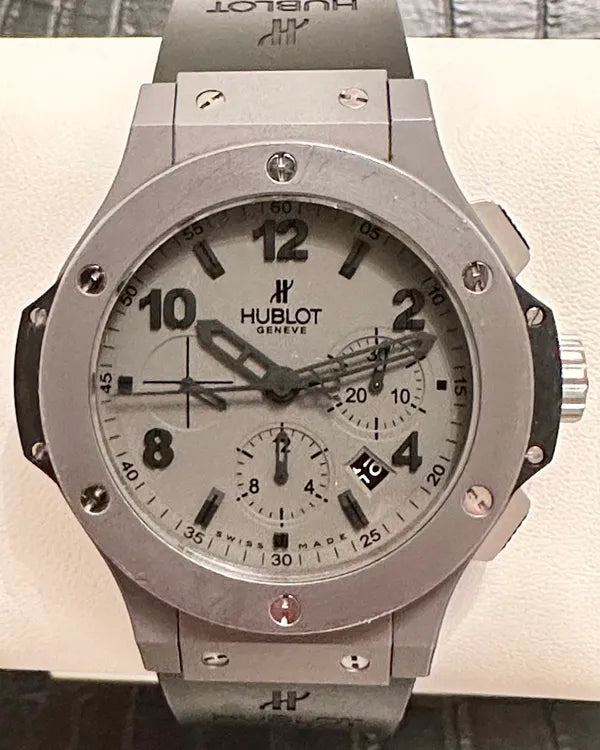 Hublot Big Bang 44MM Grey Dial Rubber Strap (301.AI.460.RX)