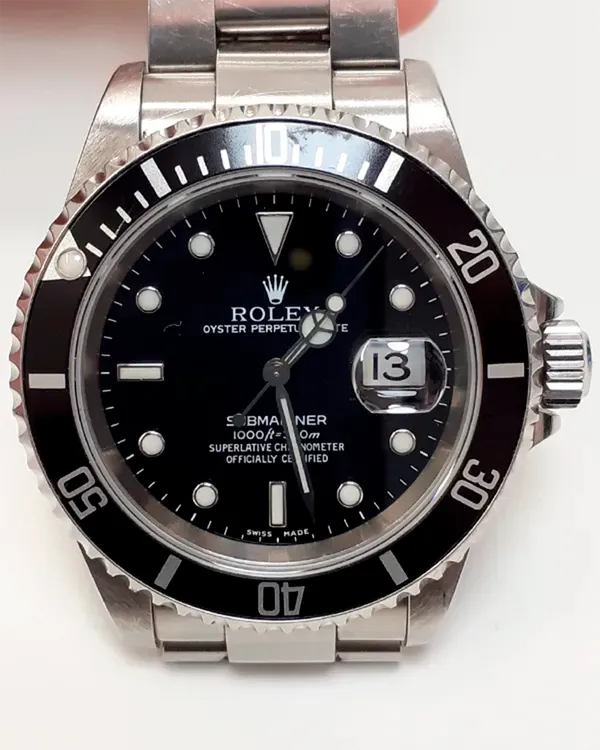 2000 Rolex Submariner Date 40MM Black Dial Oyster Bracelet (16610)