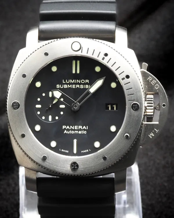 2012 Panerai Submersible Luminor 1950 3 Days 47MM Black Dial Rubber Strap (PAM00305)