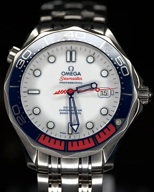 2018 Omega Seamaster Diver 300M "Bond 007 Commander's Watch" L.E. 41MM White Dial Steel Bracelet (212.32.41.20.04.001)