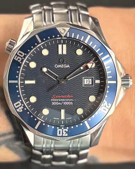 2010 Omega Seamaster Diver 300M 41MM Quartz Blue Dial Steel Bracelet (2221.80.00)