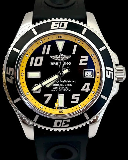 No Reserve - Breitling Superocean 42MM Black Dial Rubber Strap (A1736402/BA32)