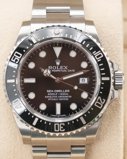 2017 Rolex Sea-Dweller 4000 40MM Black Dial Oyster Bracelet (116600)