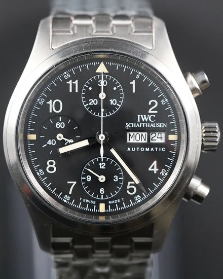 IWC Schaffhausen Pilot Chronograph 39MM Black Dial Steel Bracelet (IW370607)