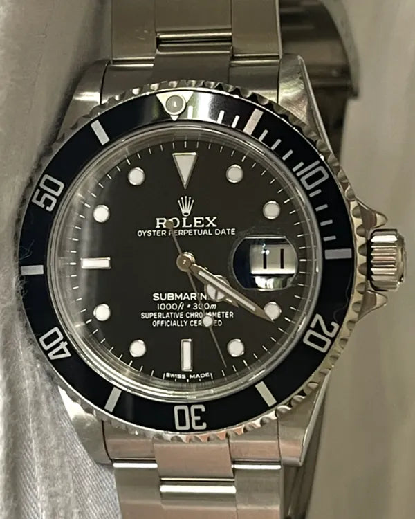 Rolex Submariner Date 40MM Black Dial Oyster Bracelet (16610)