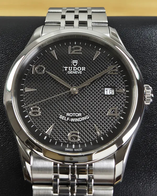 No Reserve -  2025 Tudor 1926 41MM Black Dial Steel Bracelet (91650)