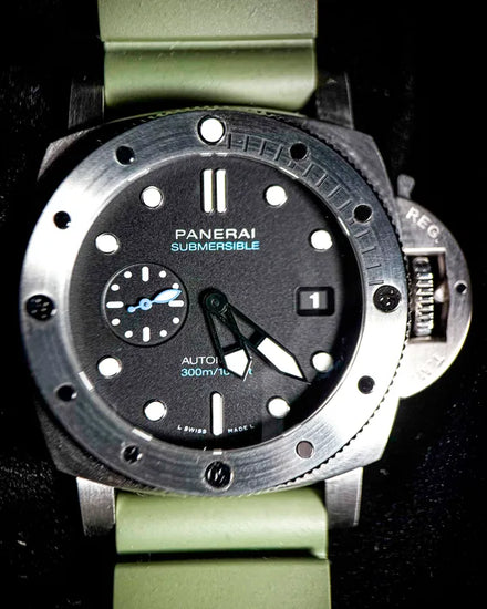 2024 Panerai Submersible Luminor 44MM Black Dial Rubber Strap (PAM01229)