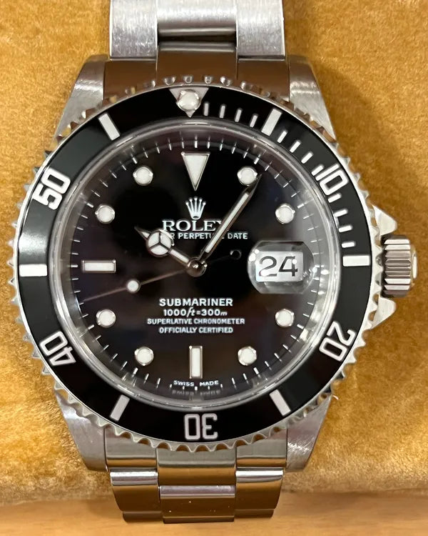 2000 Rolex Submariner Date 40MM Black Dial Oyster Bracelet (16610)
