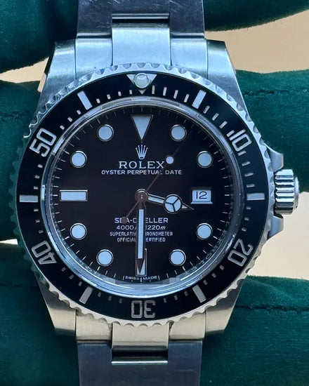 2014 Rolex Sea-Dweller 4000 40MM Black Dial Oyster Bracelet (116600)