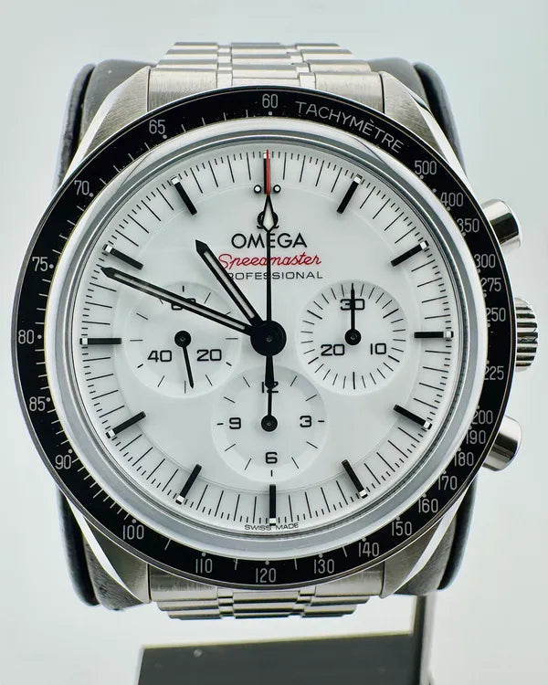 No Reserve - 2024 Omega Speedmaster Professional Moonwatch 42MM White Dial Steel Bracelet (310.30.42.50.04.001)