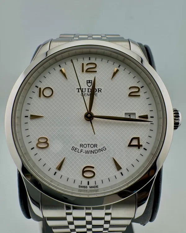 No Reserve - 2025 Tudor 1926 41MM Silver Dial Steel Bracelet (91650)