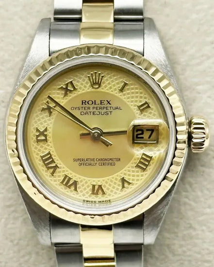 2002 Rolex Lady-Datejust 26MM Mother-of-Pearl Dial Two-Tone Oyster Bracelet (79173)