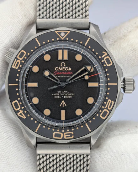 2024 Omega Seamaster Diver 300M "007 Edition" 42MM Brown Dial Titanium Bracelet (210.90.42.20.01.001)
