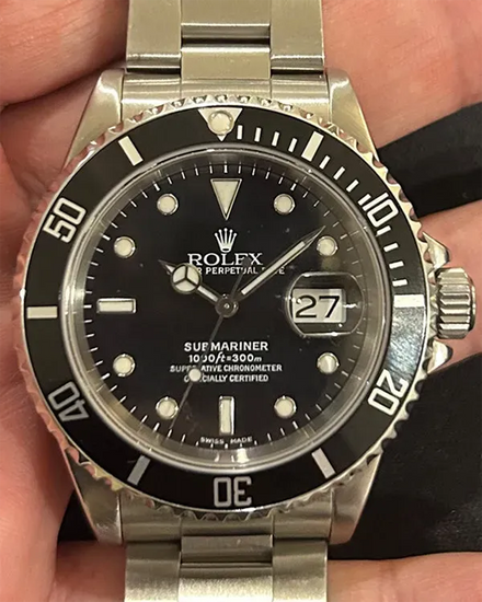1999 (A Serial) Rolex Submariner Date 40MM Black Dial Oyster Bracelet (16610)