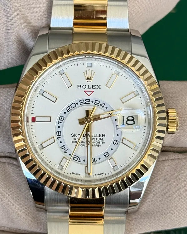 Rolex Sky-Dweller (326933)