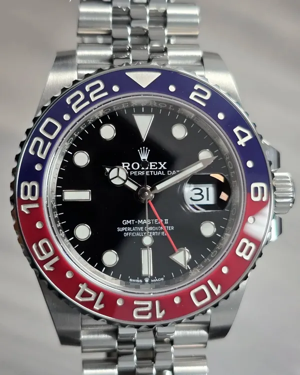 Rolex GMT-Master II (126710BLRO)