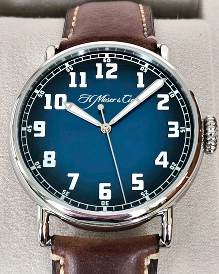 2021 H. Moser & Cie. Heritage Centre Seconds 42MM "Funky" Blue "Fumé" Dial Leather Strap (8200-1201)