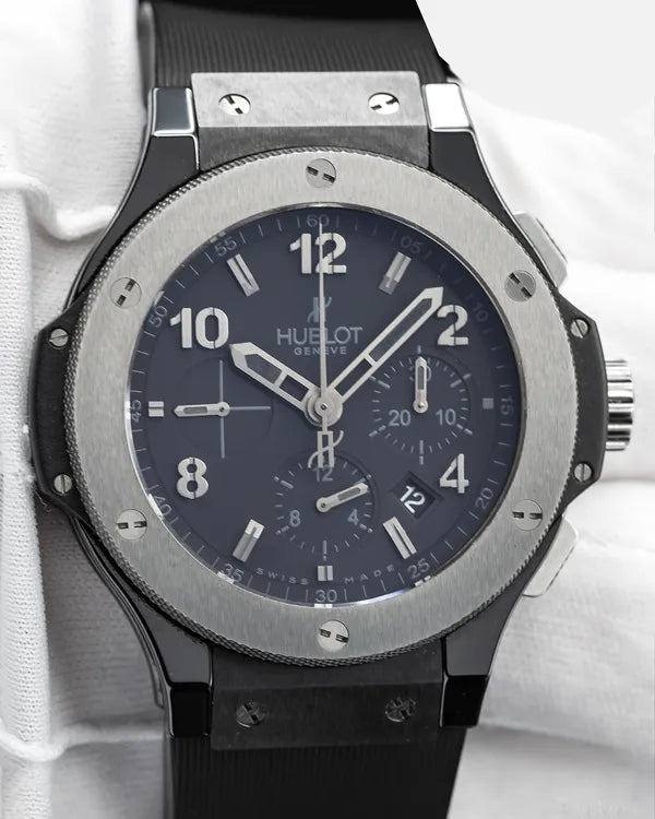 Hublot Big Bang 44MM Black Dial Rubber Strap (301.CT.130.RX)