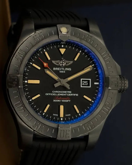 No Reserve - Breitling Avenger Blackbird 48MM Black Dial Rubber Strap (V17310)
