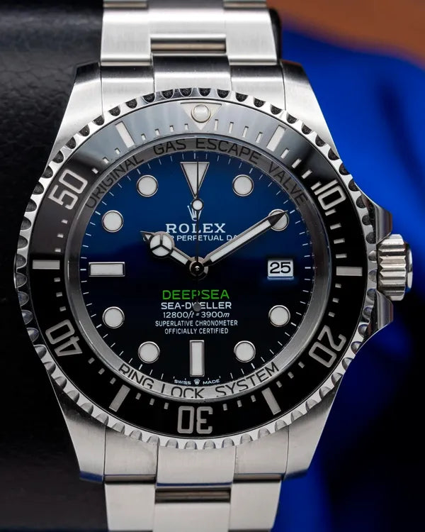 Rolex Sea-Dweller "James Cameron" 44MM Blue Dial Oyster Bracelet (136660)