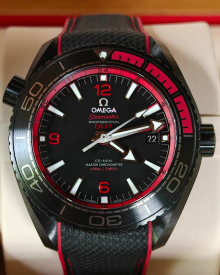 Omega Seamaster Planet Ocean 600M "Deep Black" 45.5MM Black Dial Rubber Strap (215.92.46.22.01.003)